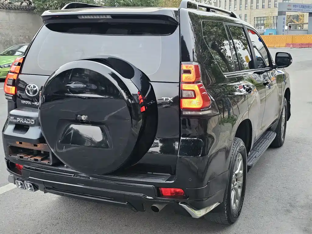 Toyota Prado 2019 3.5L Automatic TX-L Premium Rear-Mounted Spare Tire