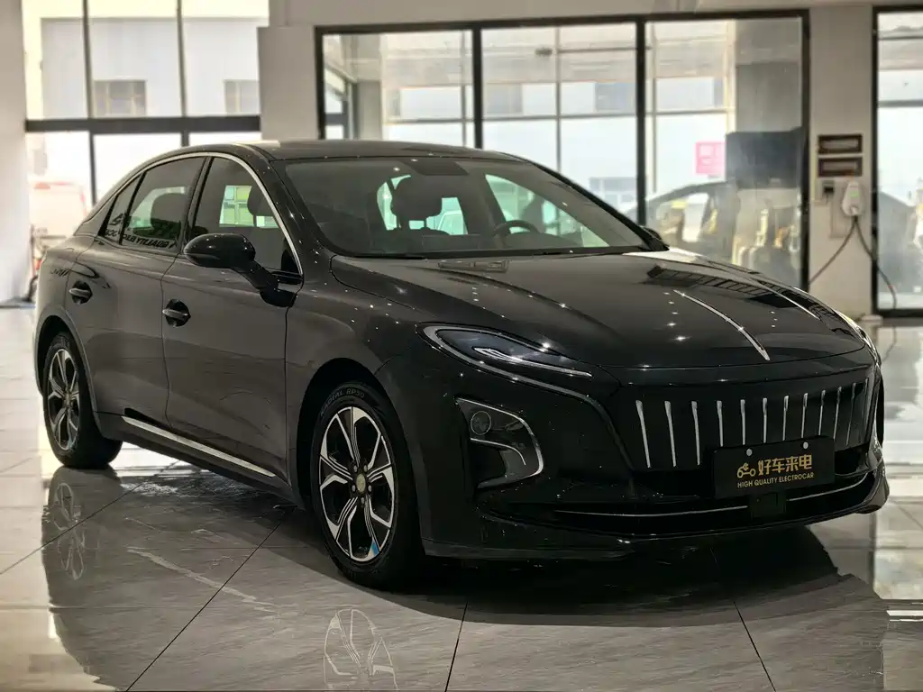 Hongqi E-QM5 2023 Basic Mobility Edition