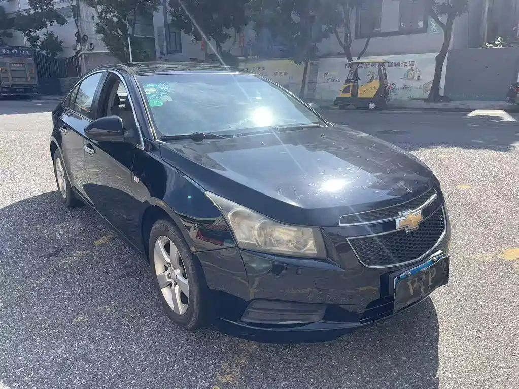 Cruze 2012 1.6L SE MT