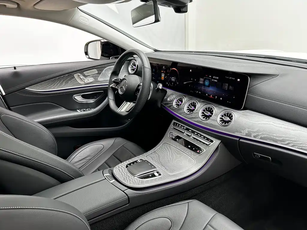 Mercedes-Benz CLS 300 2023