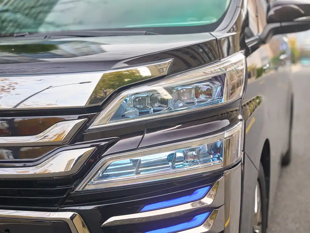 Toyota Vellfire 2019 Hybrid 2.5L HV Premium Edition