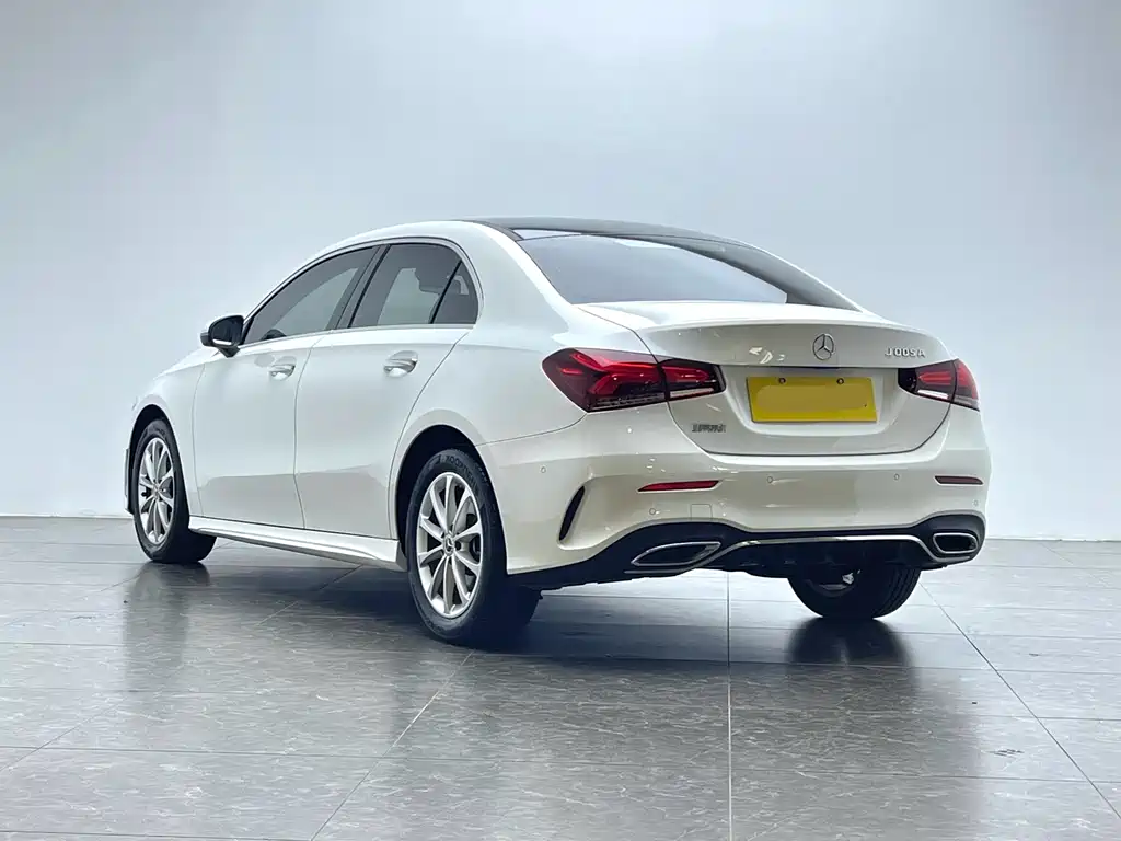 Mercedes-Benz A-Class 2022 A 200 L Sport Sedan Dynamic
