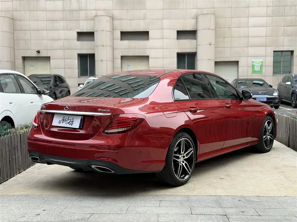 Mercedes-Benz E-Class 2017 E 200 Sport 4MATIC