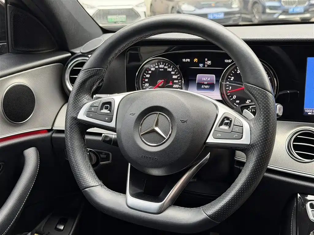 Mercedes-Benz E-Class 2017 E 200 Sport 4MATIC