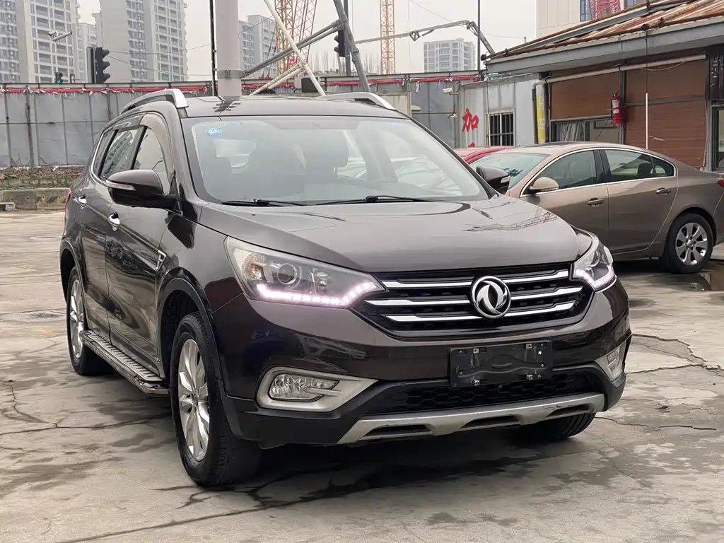Dongfeng Fengshen AX7 2015 2.3L Automatic Supreme Edition