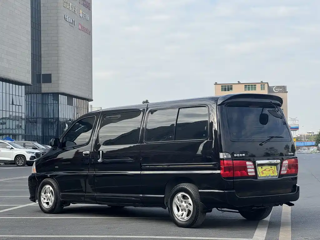 Jinbei Granse 2007 2.7L First Class Luxury 9-Seater 3RZ