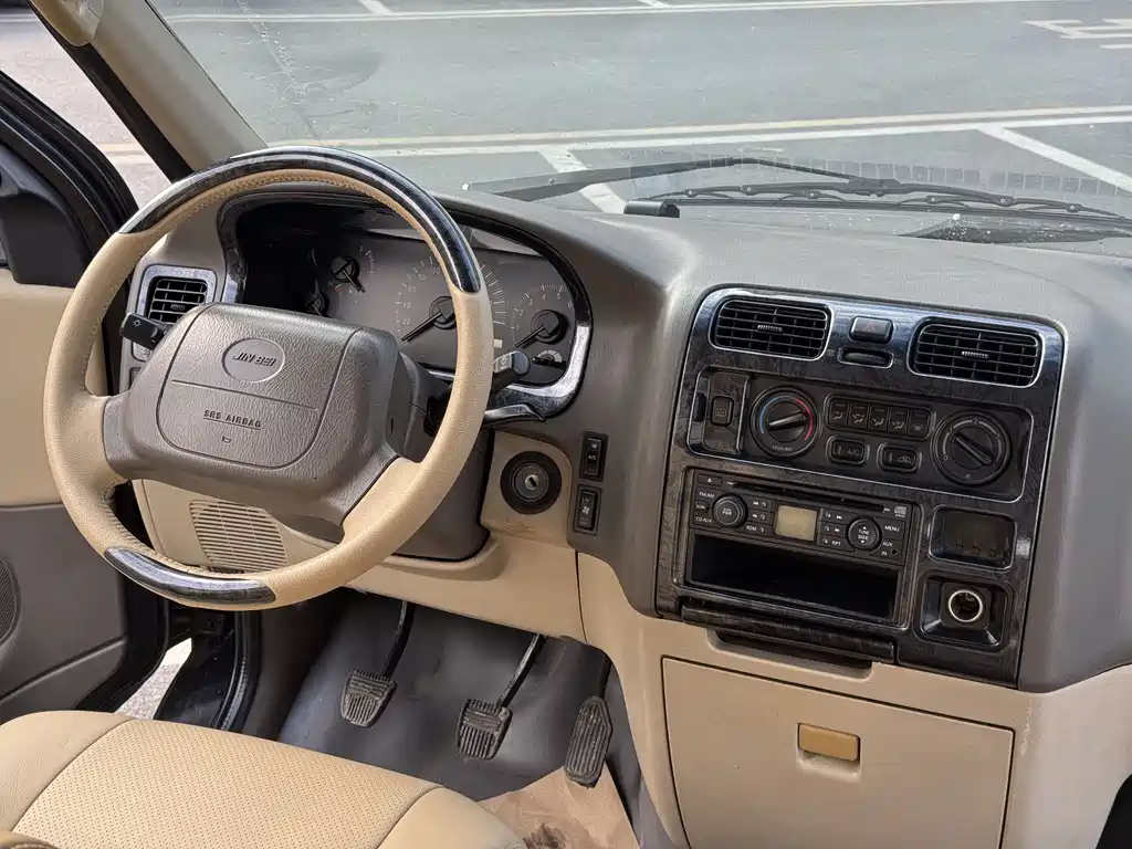 Jinbei Granse 2007 2.7L First Class Luxury 9-Seater 3RZ