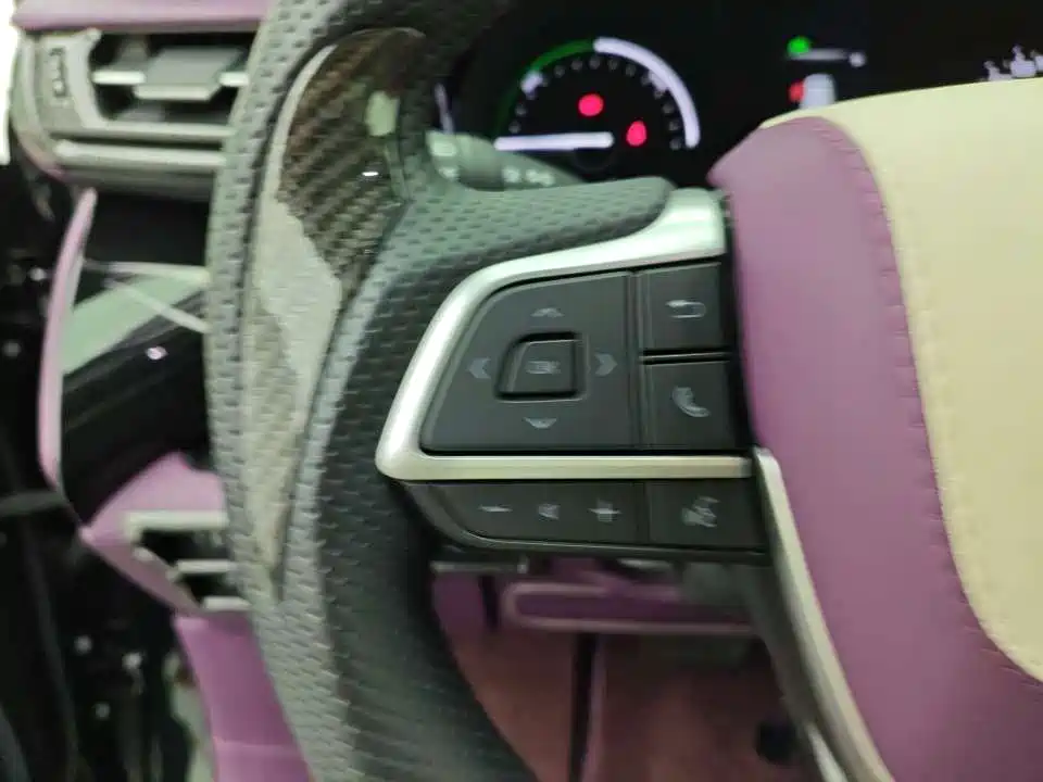 Granvia 2024 2.5L HEV Comfort Edition