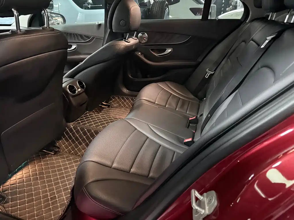 Mercedes-Benz C-Class 2015 Facelift C 200 L Sport