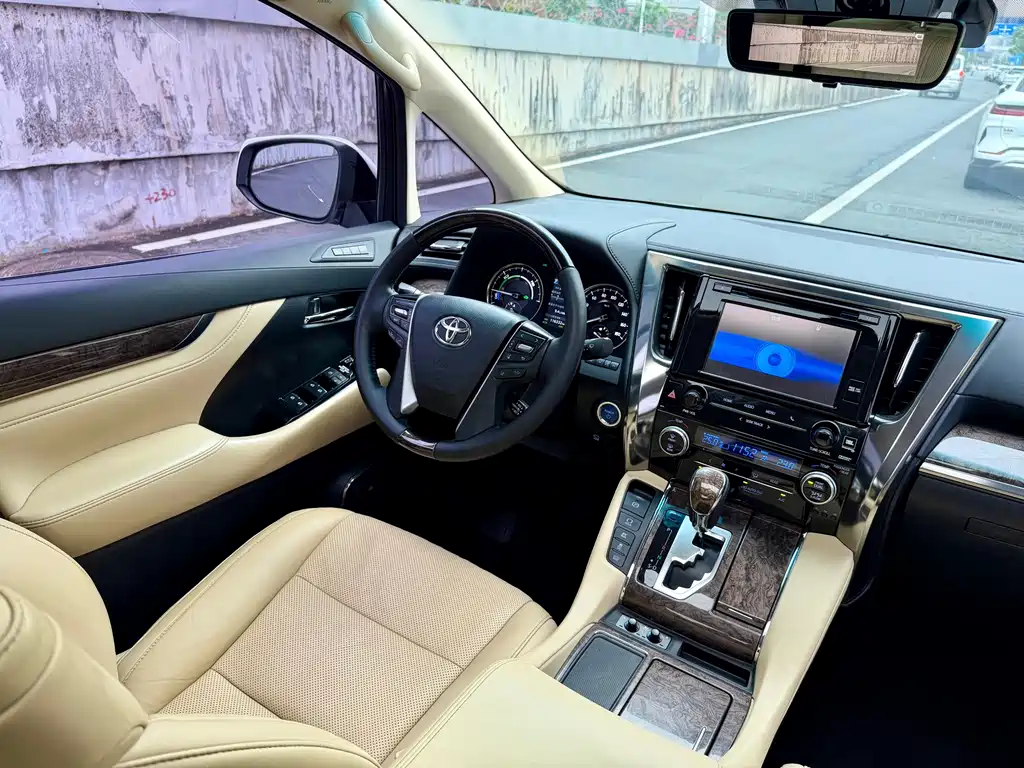 Toyota Alphard 2019 Hybrid 2.5L Premium Edition