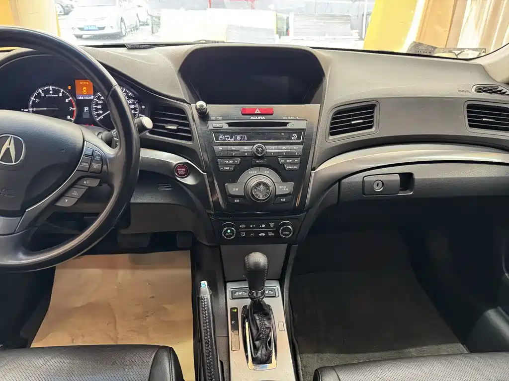 Acura ILX 2013 1.5L Hybrid