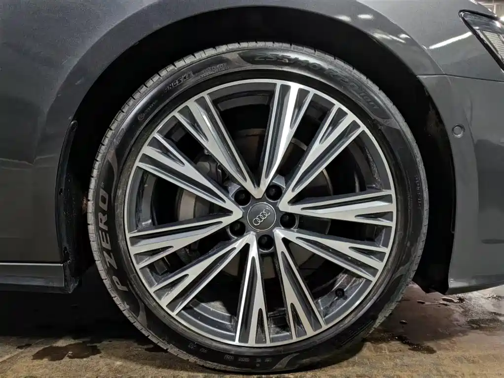 Audi A6L 2019 45 TFSI quattro Prestige Dynamic Trim