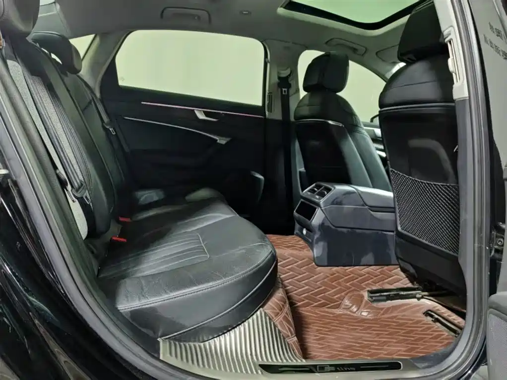 Audi A6L 2020 45 TFSI Zhenxuan Zhiya Edition