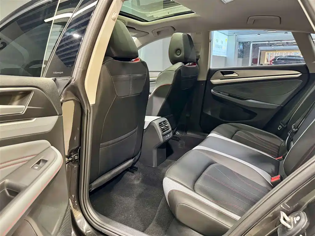 Volkswagen Lamando L 2025 280TSI DSG Cool & Spicy PLUS Edition