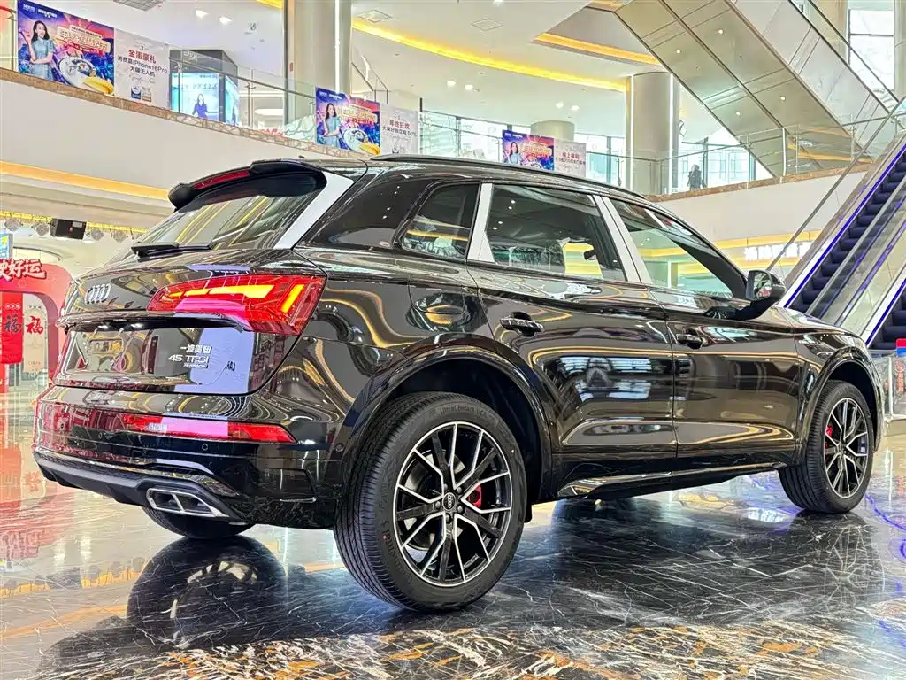 Audi Q5L 2025 45 TFSI - фото 5
