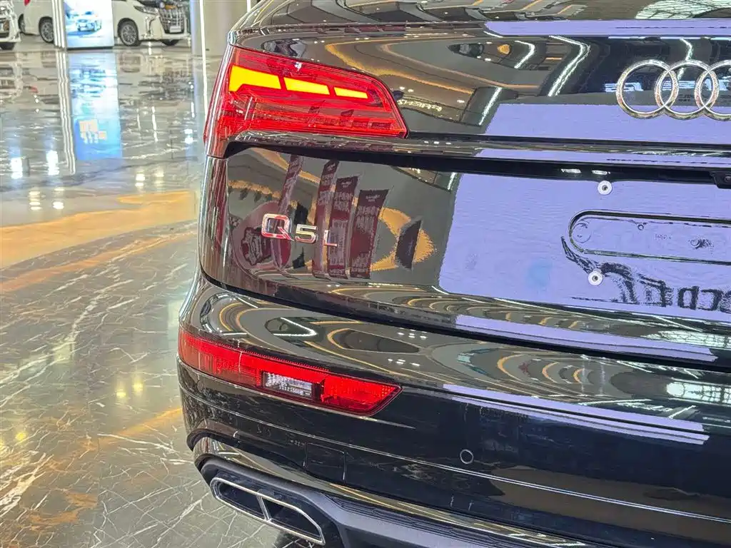 Audi Q5L 2025 45 TFSI - фото 13