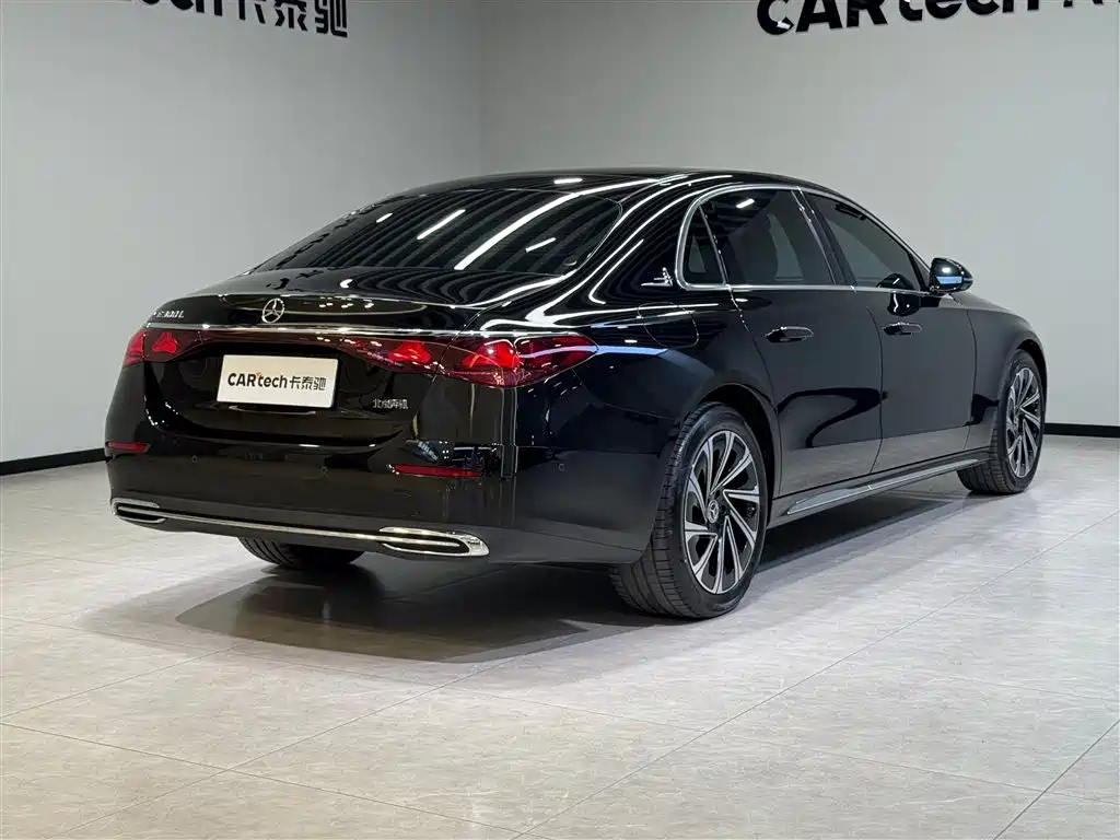 Mercedes-Benz E-Class 2024 E 300 L Luxury
