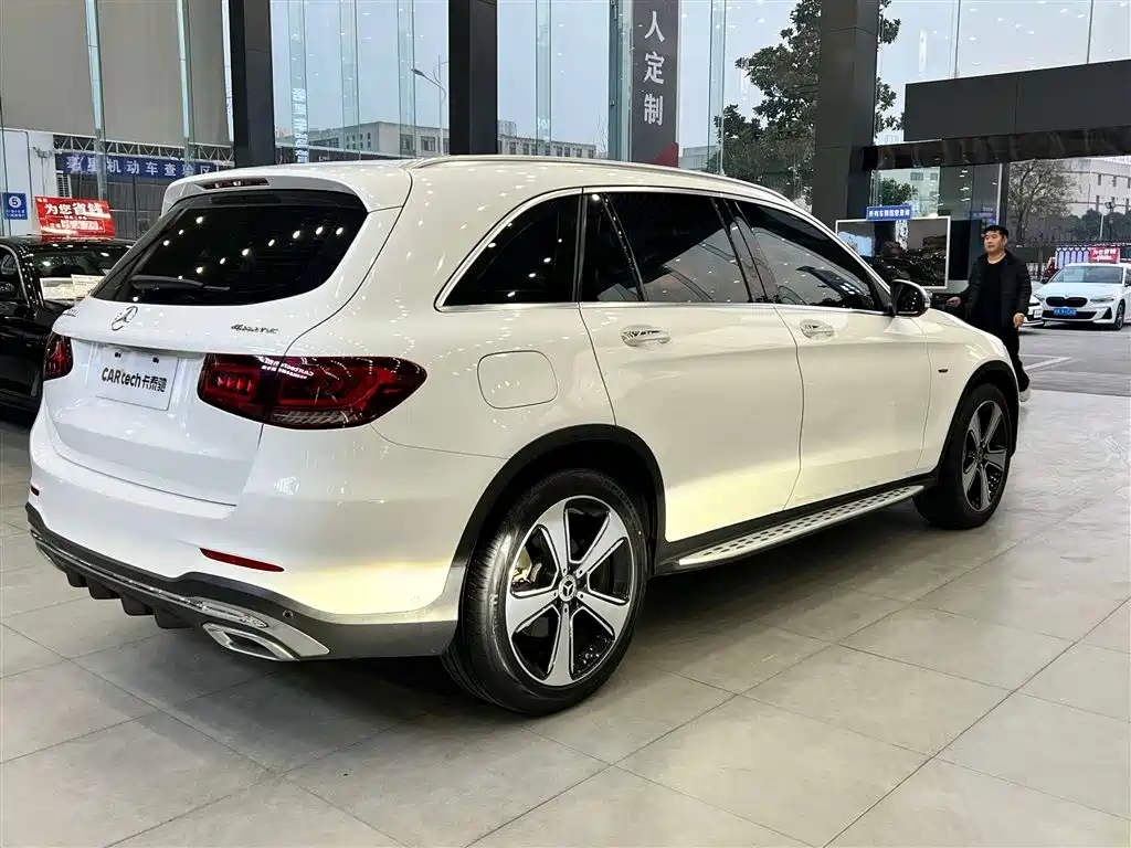 Mercedes-Benz GLC 300 L 4MATIC