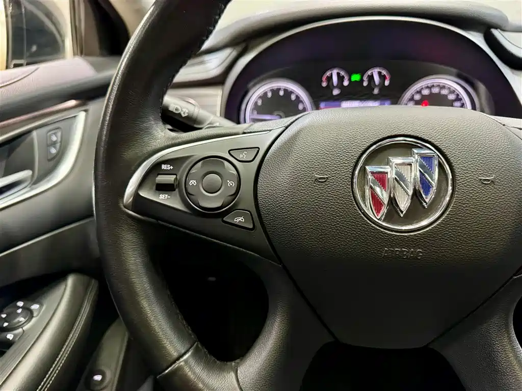 Buick LaCrosse 2021 552T Luxury