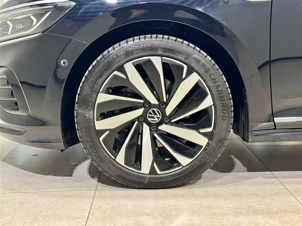 Volkswagen Passat 2024 380TSI Luxury Edition