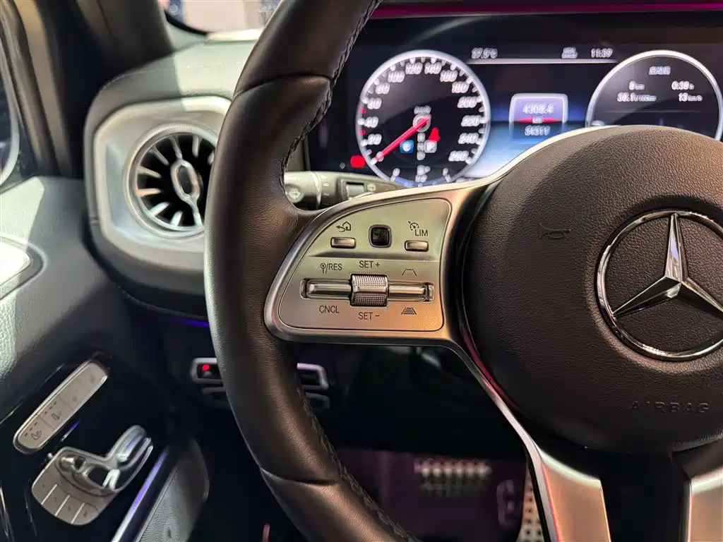 Mercedes-Benz G-Class 2022 G 500