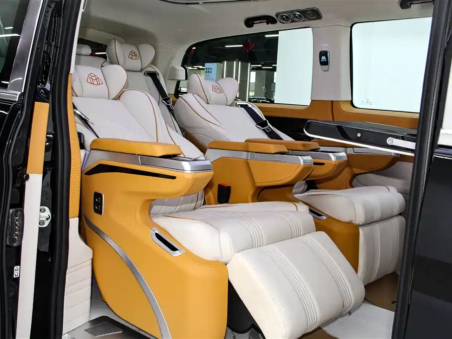 Mercedes-Benz Vito 2023 model 2.0T Elite Edition 7-seater