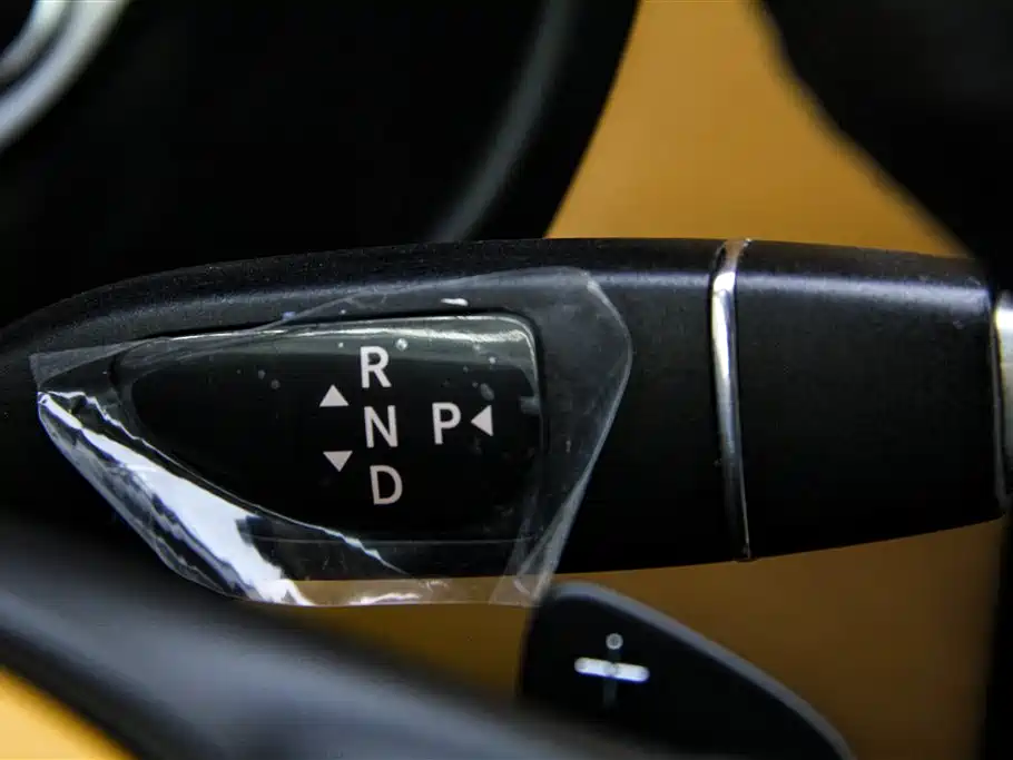 Mercedes-Benz Vito 2023 model 2.0T Elite Edition 7-seater