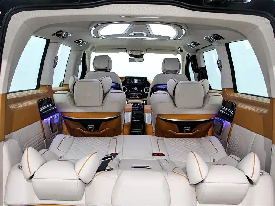 Mercedes-Benz Vito 2023 model 2.0T Elite Edition 7-seater