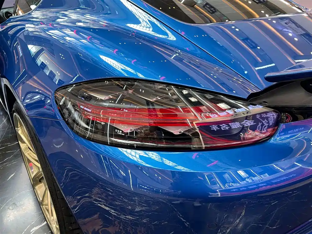 Porsche 718 Cayman