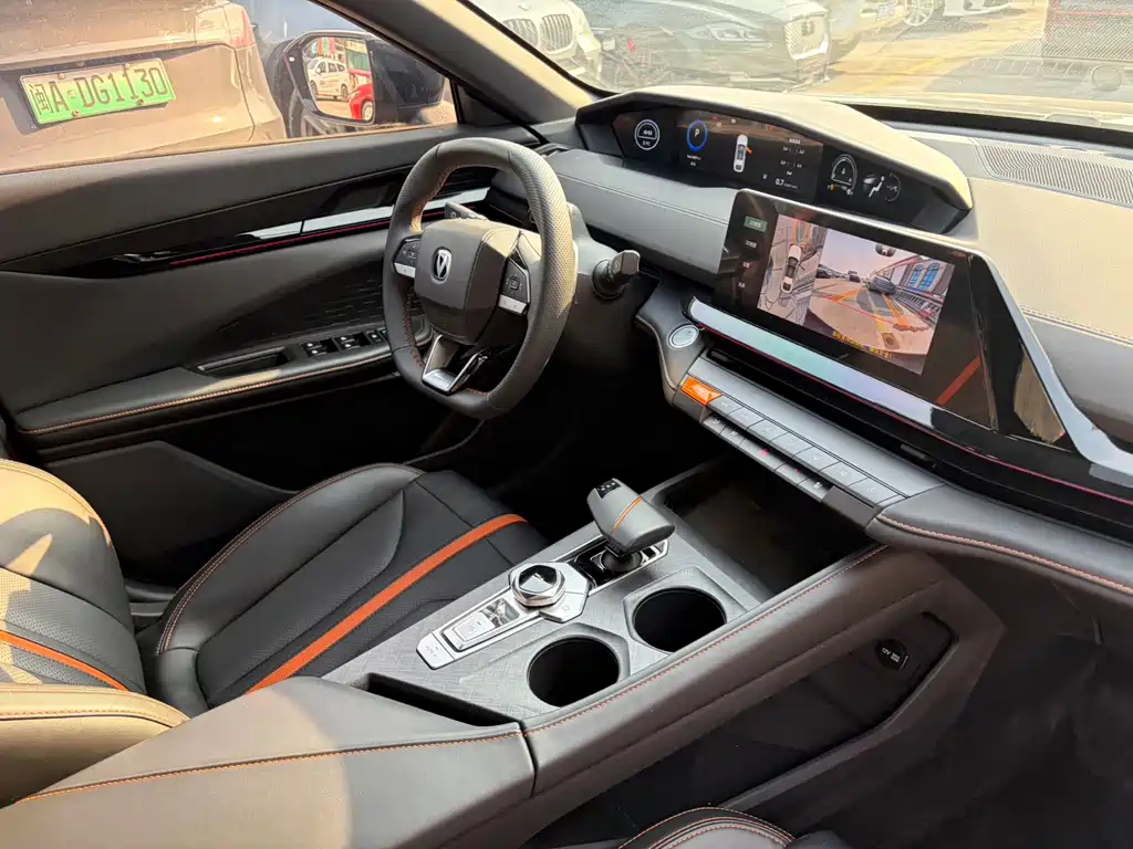 Changan UNI-V 2024 1.5T Premium Edition