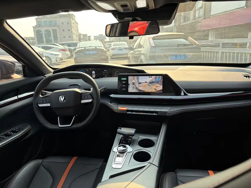 Changan UNI-V 2024 1.5T Premium Edition