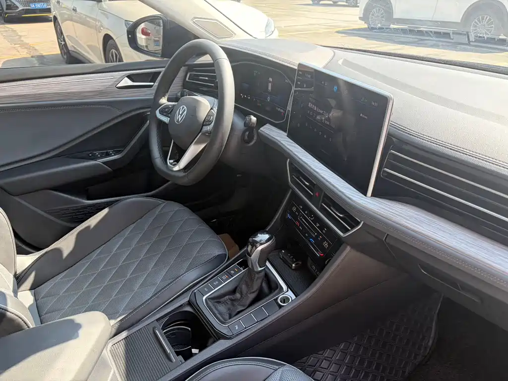 Volkswagen Sagitar 2023 280TSI DSG Beyond Plus Edition