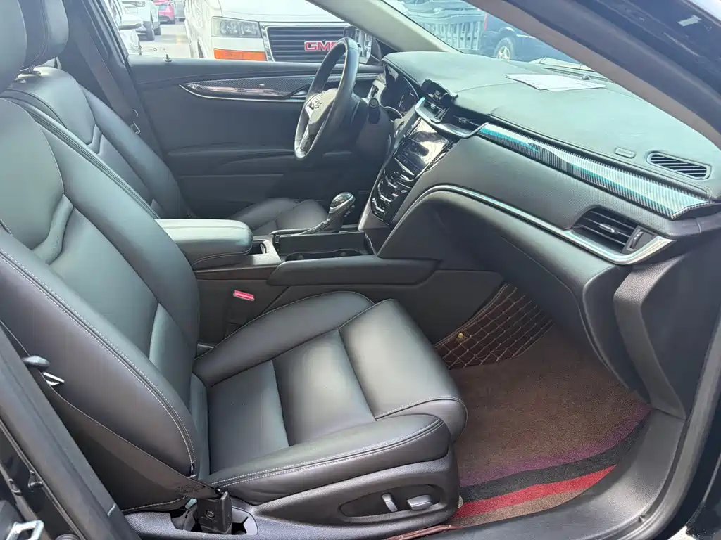 Cadillac XTS 2018 28T Technical