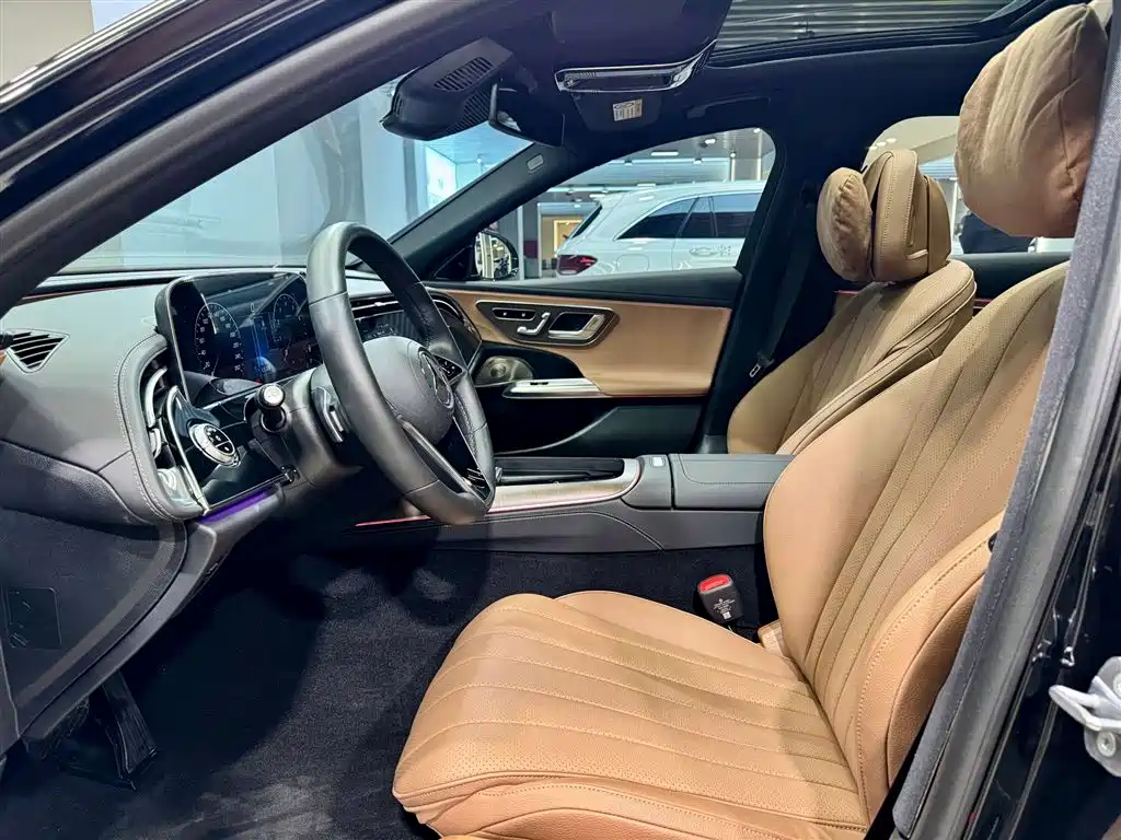 Mercedes-Benz E-Class 2024 E 300 L Luxury
