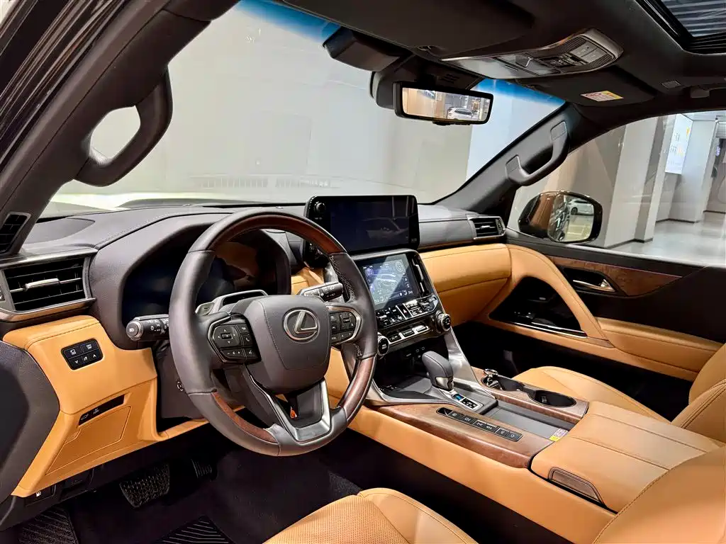Lexus LX 700h Lingjie Edition 2025