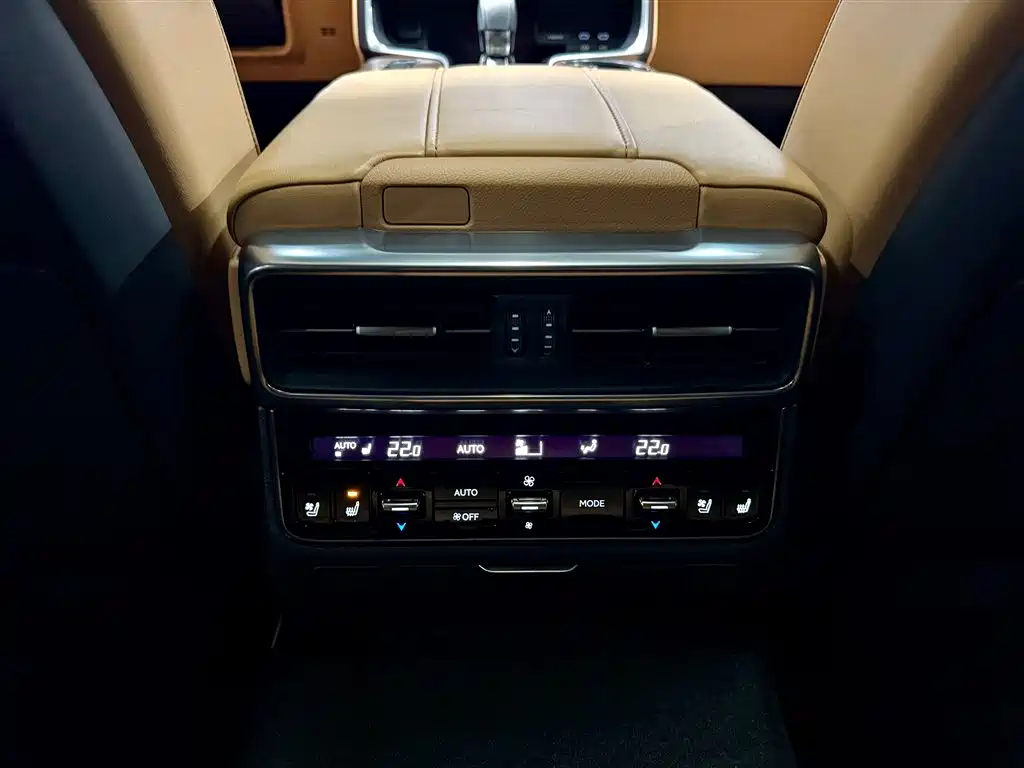 Lexus LX 700h Lingjie Edition 2025