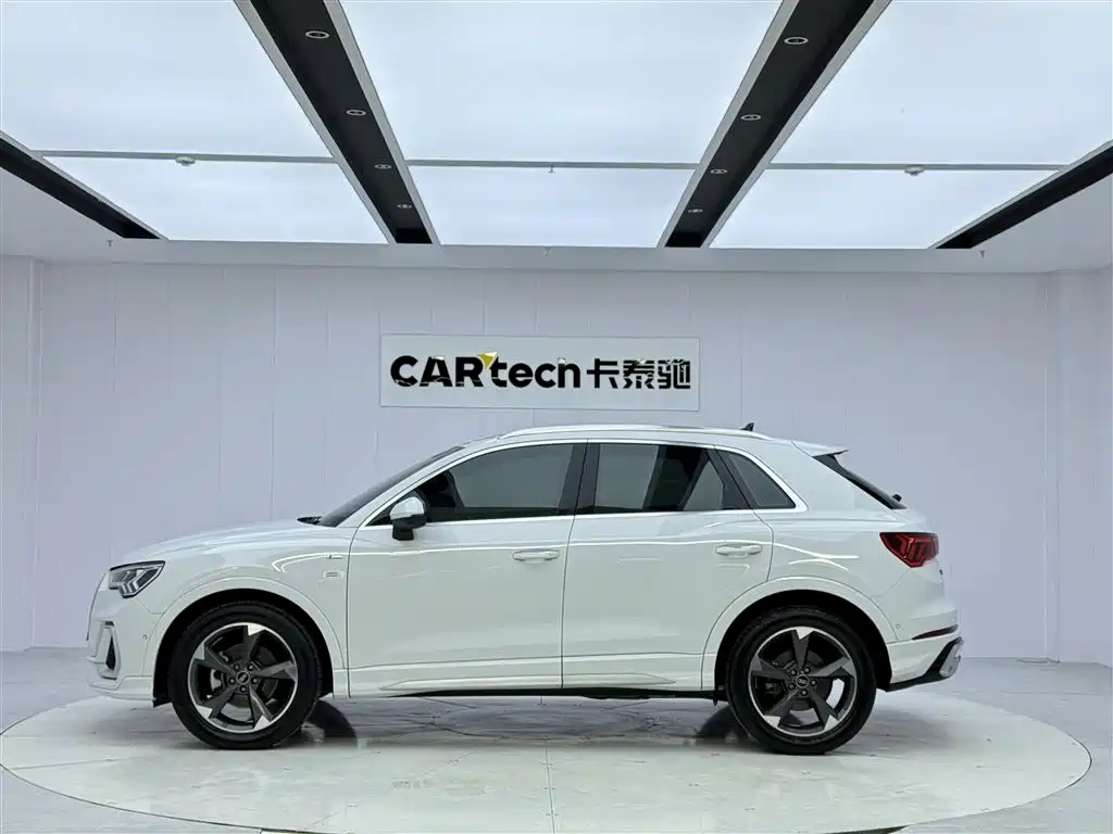 Audi Q3 2024 35 TFSI Fashion Dynamic