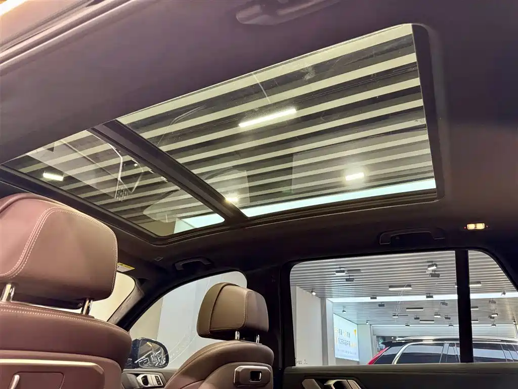 BMW X5 2023 xDrive40Li M Sport Package