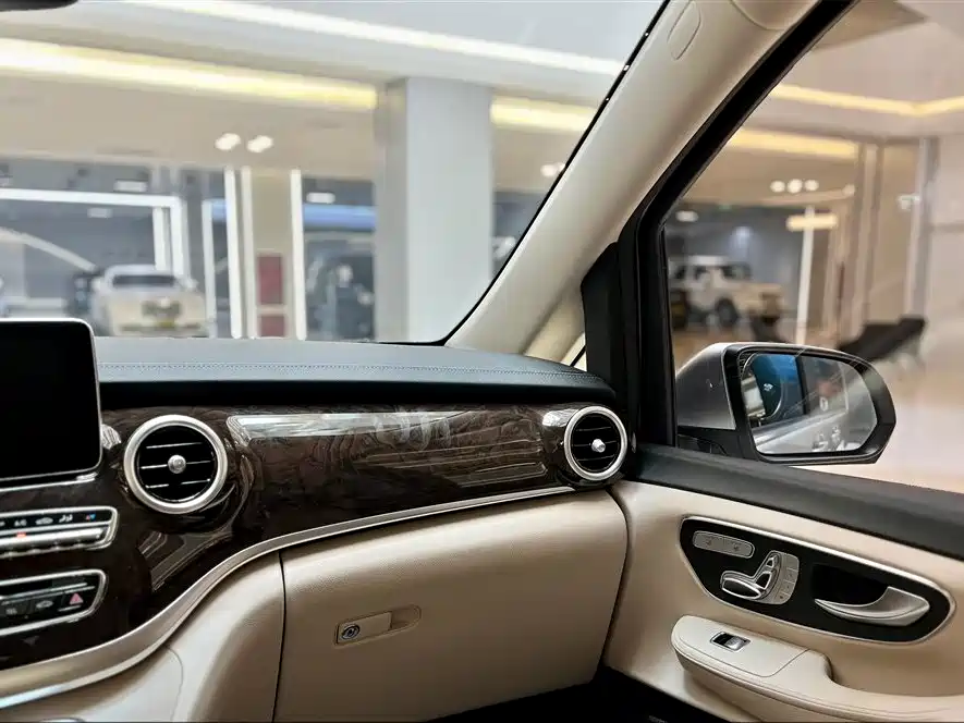 Mercedes-Benz V-Class 2018 V 260 L Exclusive Long Wheelbase China V