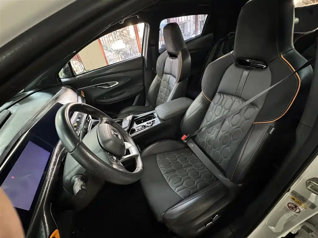 Changan UNI-T 2022 2.0T Pilot Edition