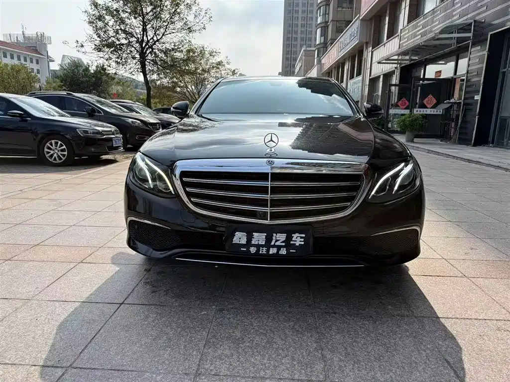 Mercedes-Benz E-Class 2018 E 300 L Luxury