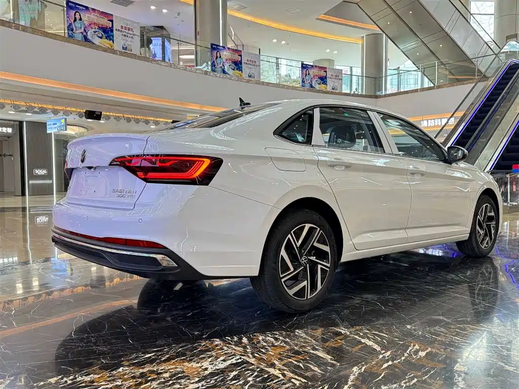Volkswagen Sagitar 2025 Facelift 300TSI DSG Feiyue Edition
