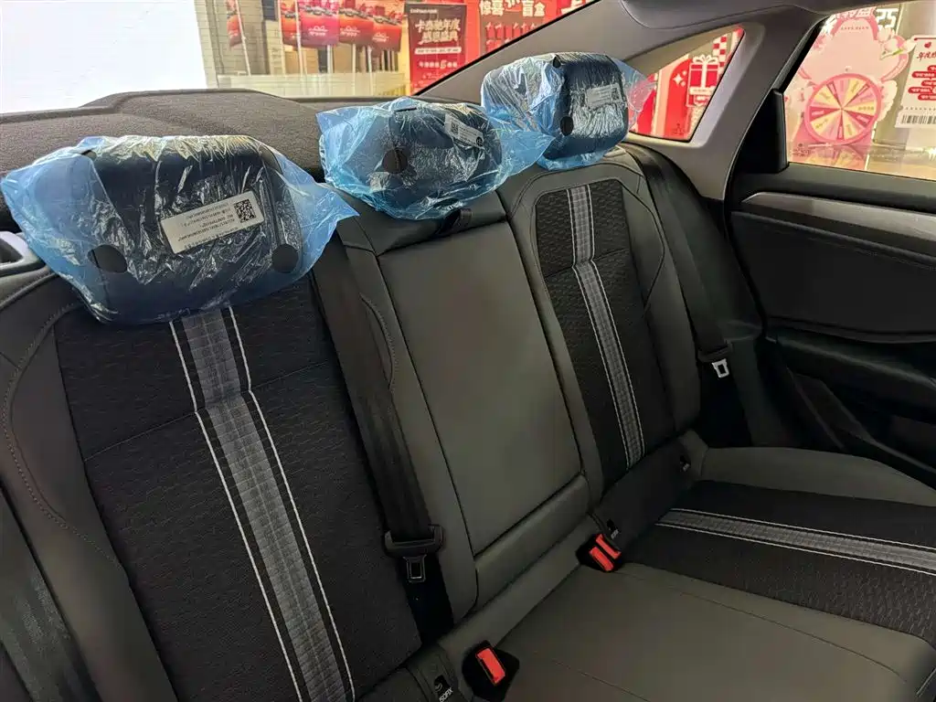 Volkswagen Sagitar 2025 Facelift 300TSI DSG Feiyue Edition