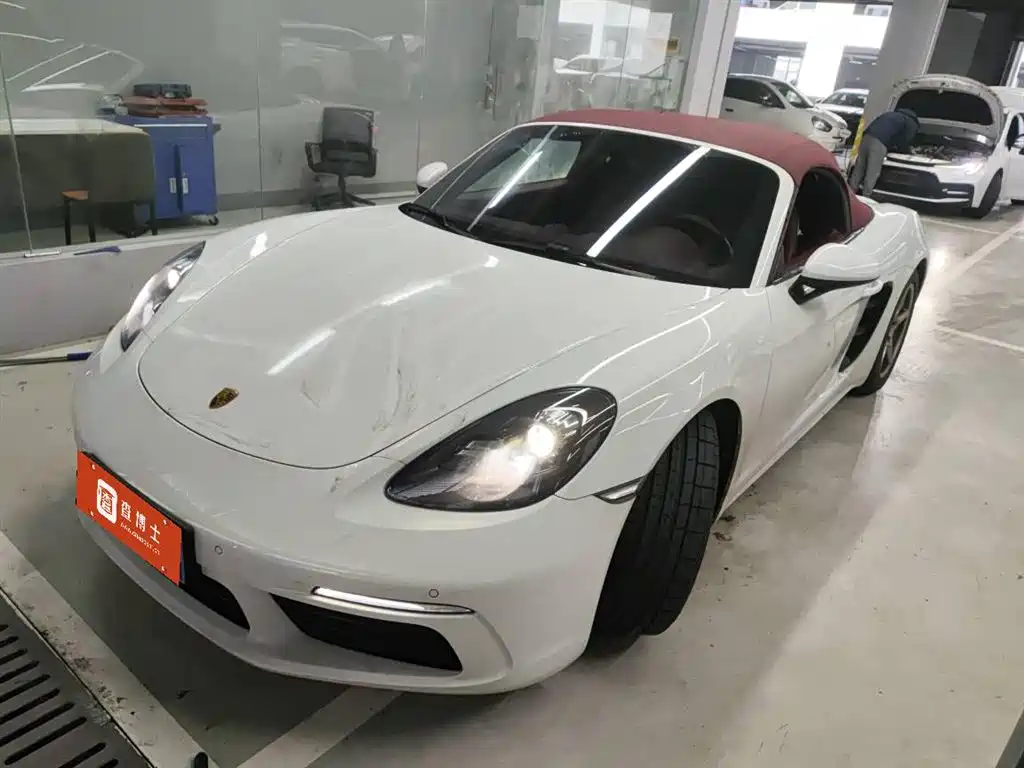 Porsche 718 Boxster 2.0T