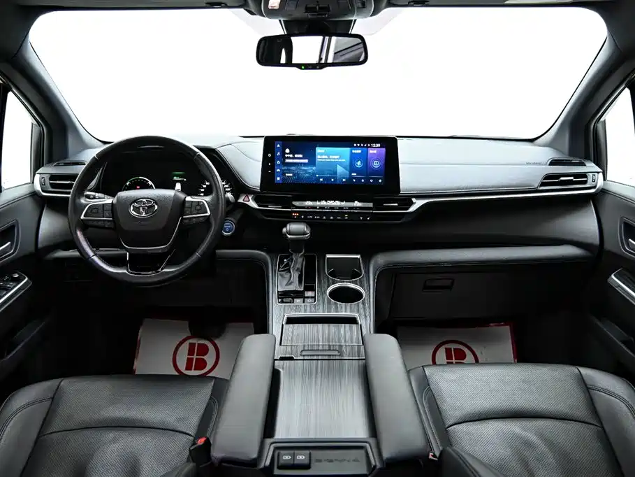 Toyota Sienna 2021 2.5L Hybrid Premium Edition