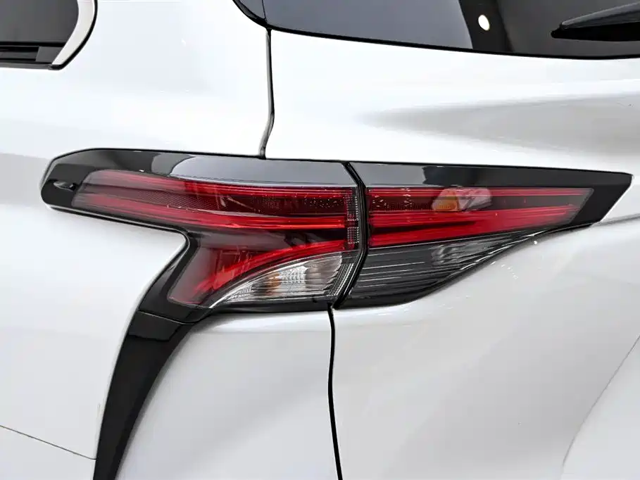 Toyota Sienna 2021 2.5L Hybrid Premium Edition
