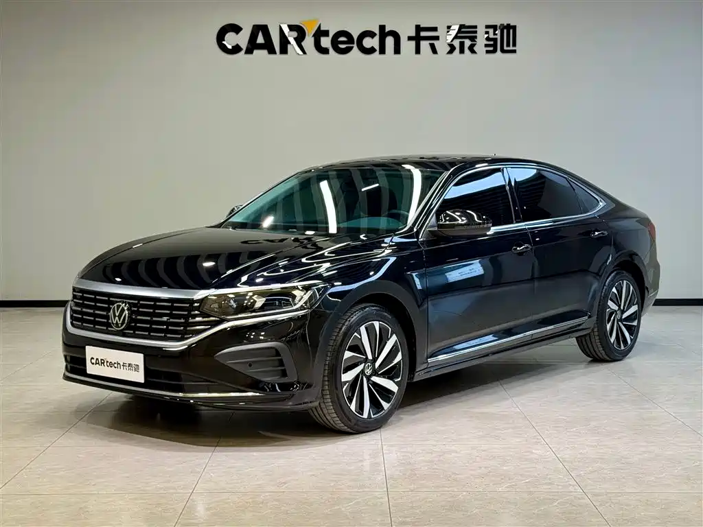 Volkswagen Passat 2025 Elite Edition 330TSI