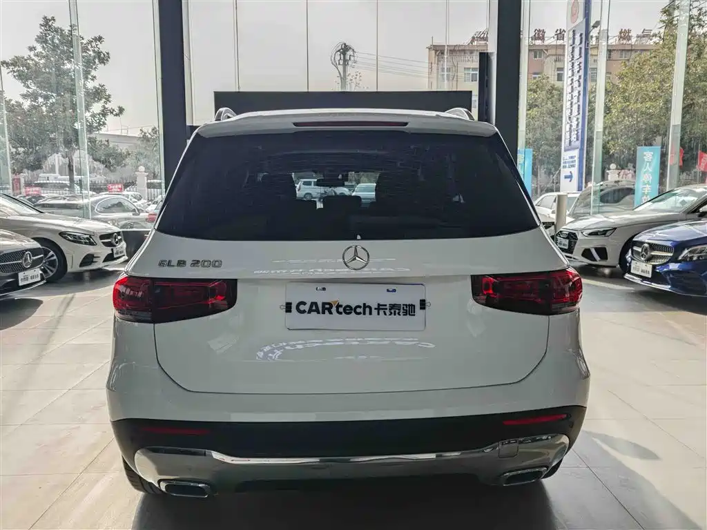 Mercedes-Benz GLB 200 Fashion Edition 2022 Facelift