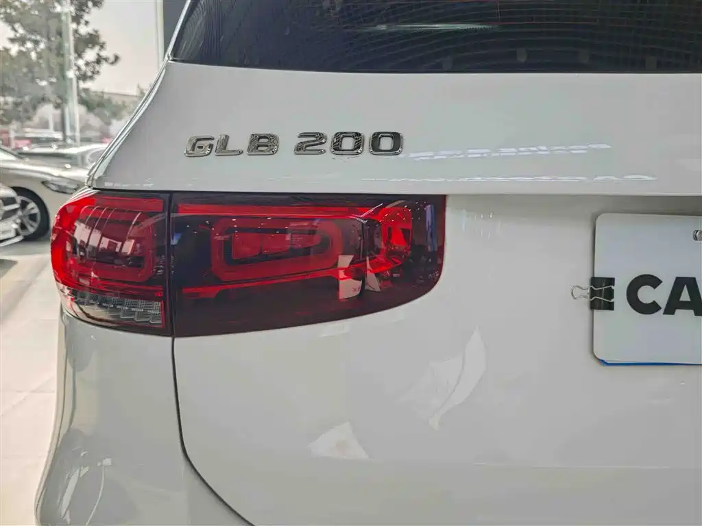 Mercedes-Benz GLB 200 Fashion Edition 2022 Facelift