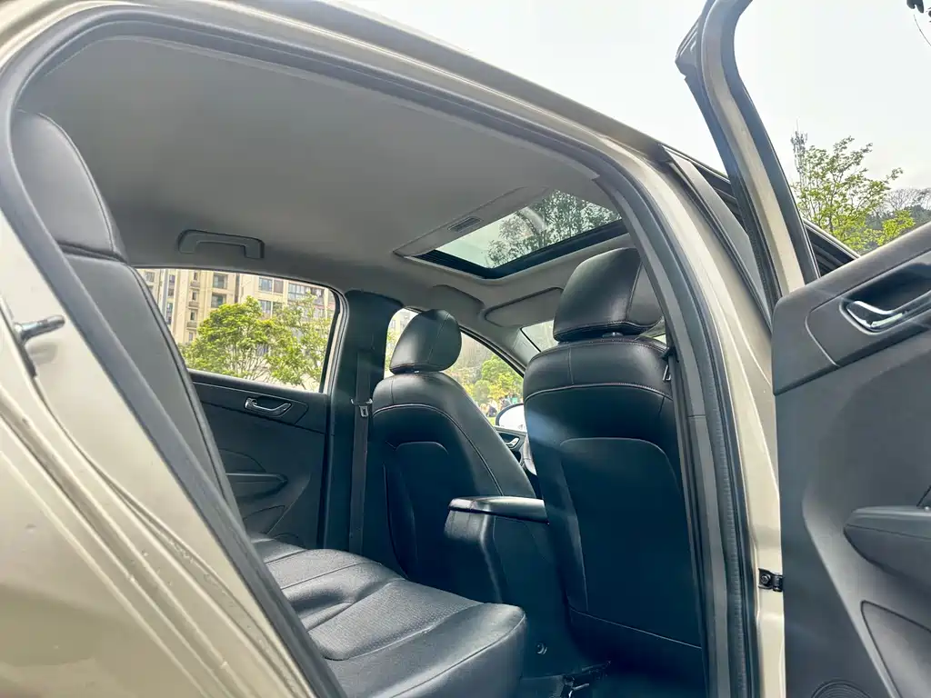 Chery Arrizo 5 2016 1.5L Manual Lingrui Edition